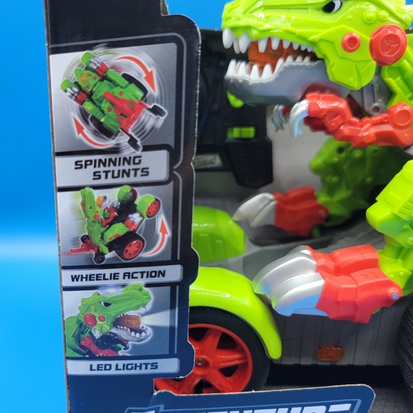 Adventure Force Tyranno Mech Radio Controlled Stunt Car 49 Ft Range Toy Kids New - Picture 2 of 11